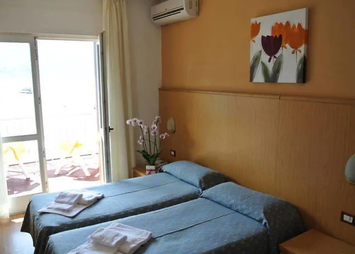 Castell - Montagnoli Group 3*