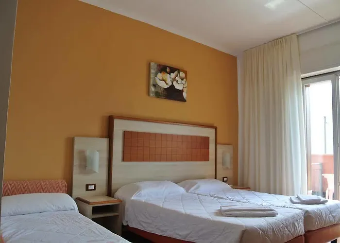 Castell - Montagnoli Group فندق 3*