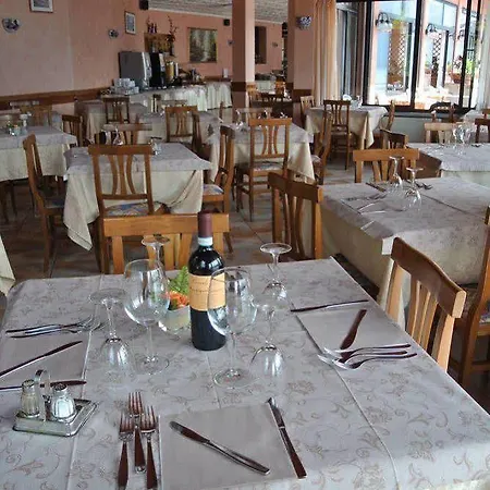 Hotell Castell - Montagnoli Group