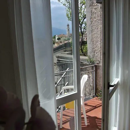 Castell - Montagnoli Group 3*