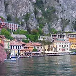 Castell - Montagnoli Group Hotell